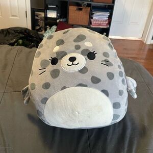 Seal squishmallow